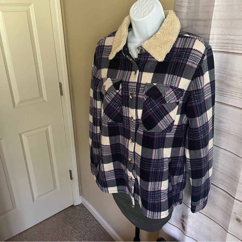 Soho Threads Flannel Sherpa Shacket - image 2